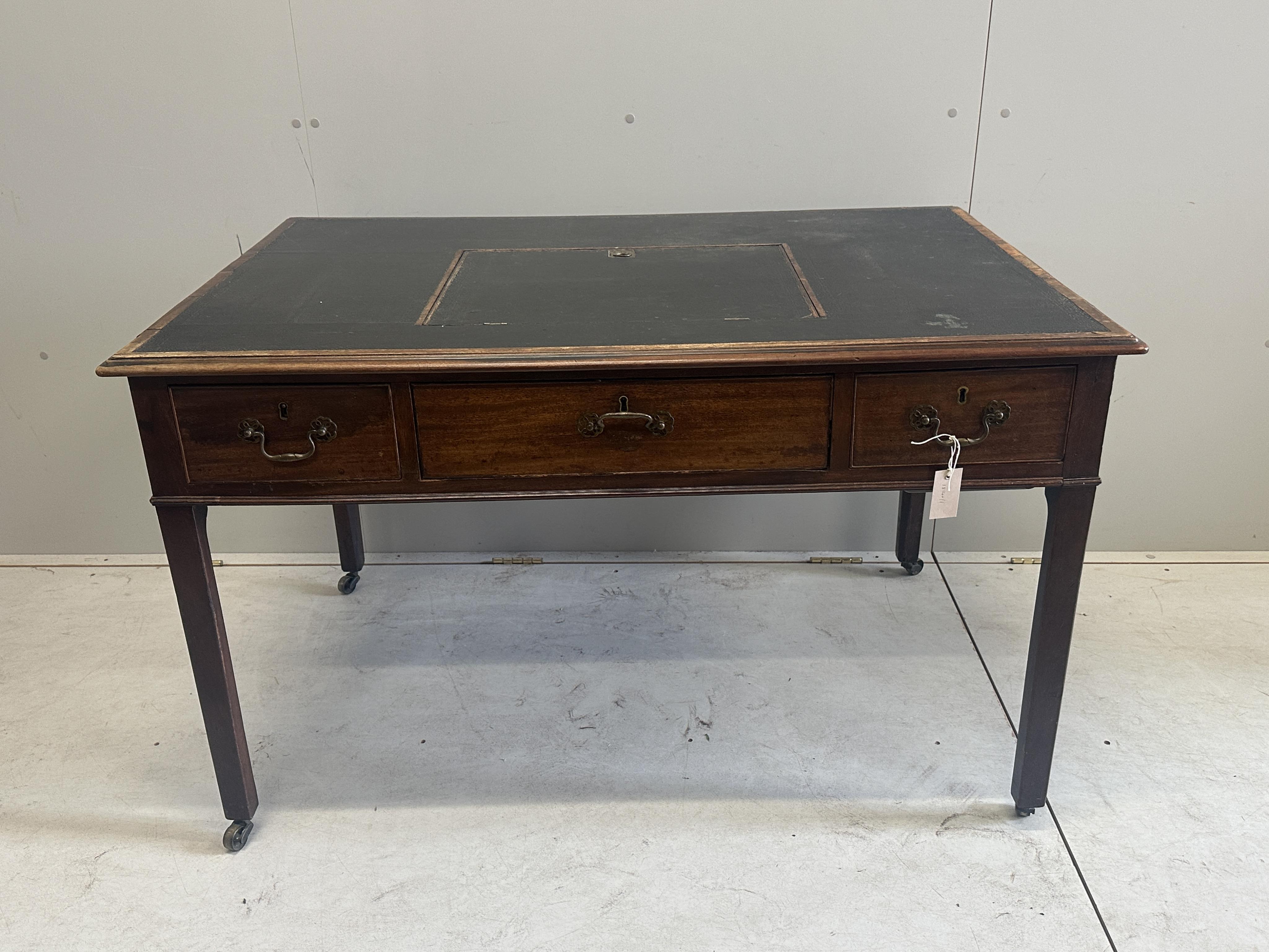 A George III library table, width 122cm, depth 80cm, height 174cm